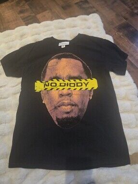 No Diddy [Medium] Graphic T Puff Daddy Rapper Headgear Classic Streetwear